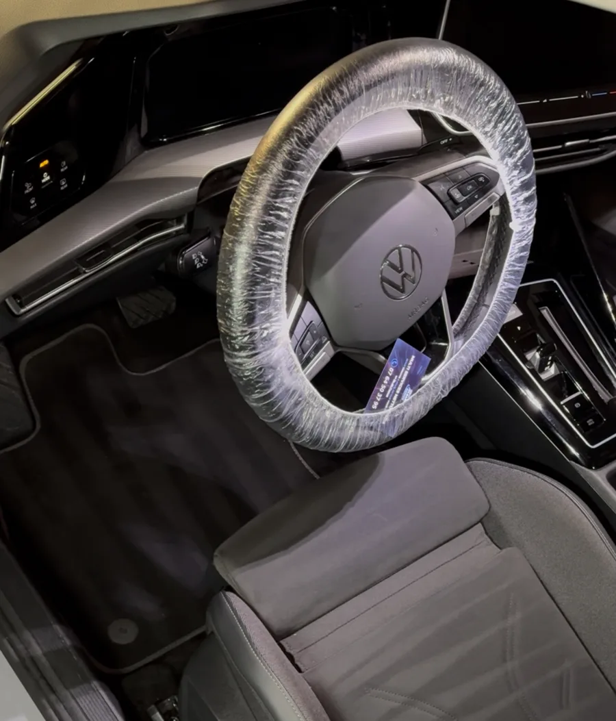 Volkswagen · après, protège-volant posé